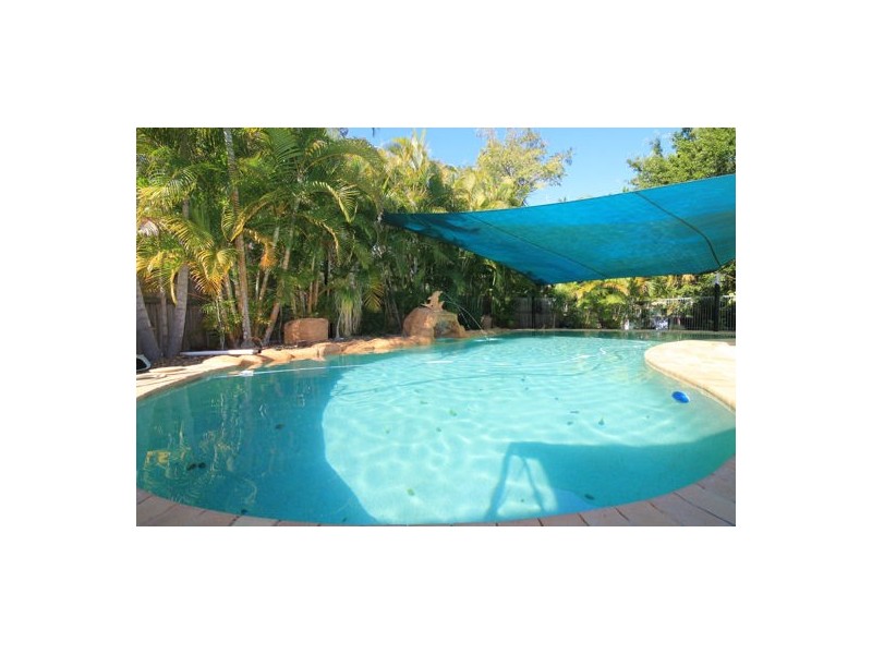 498 Oakey Flat Road, Morayfield QLD 4506