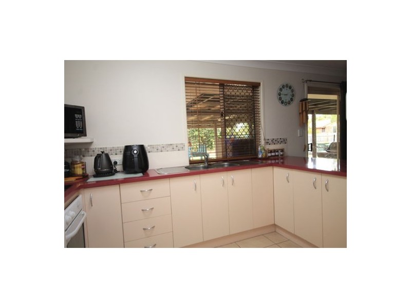 6 Anamaran Place, Bellmere QLD 4510