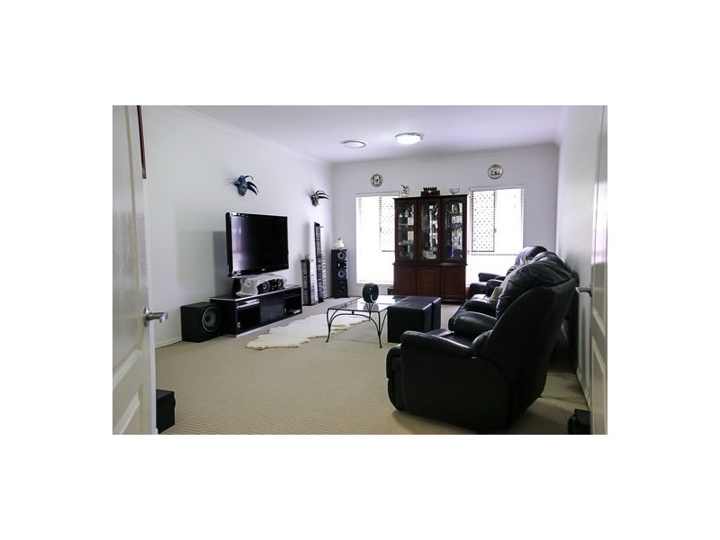 19 Langer Street, Woodford QLD 4514