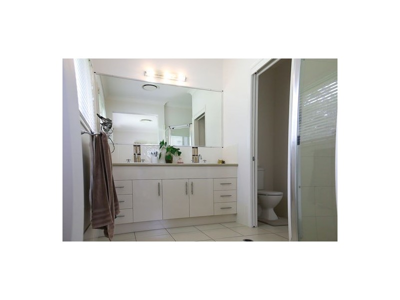 19 Langer Street, Woodford QLD 4514