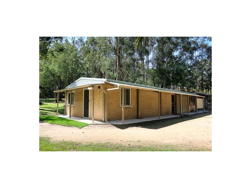 19 Langer Street, Woodford QLD 4514