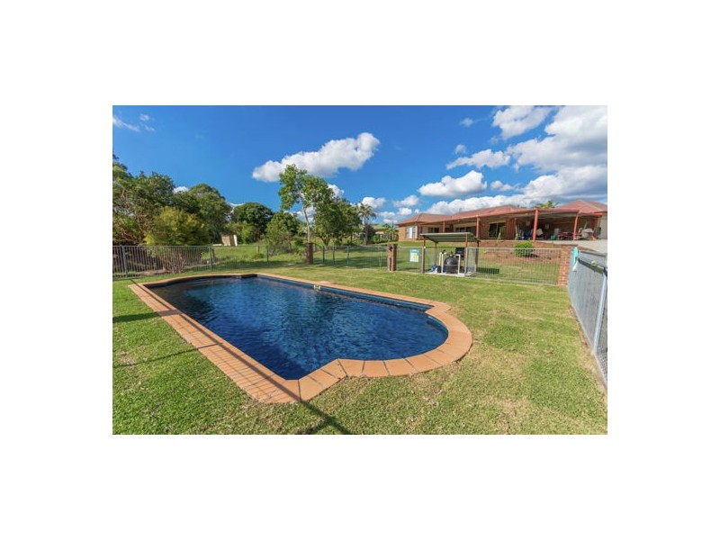 105 Morris Road, Elimbah QLD 4516