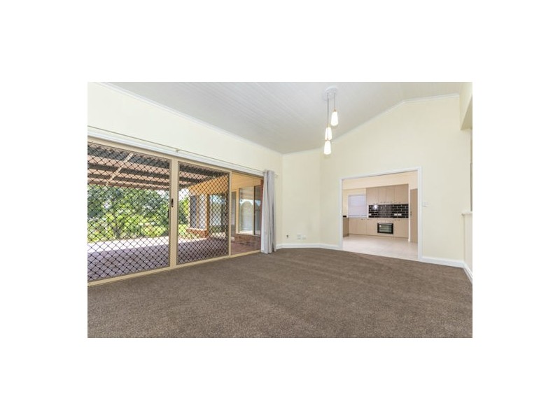 105 Morris Road, Elimbah QLD 4516