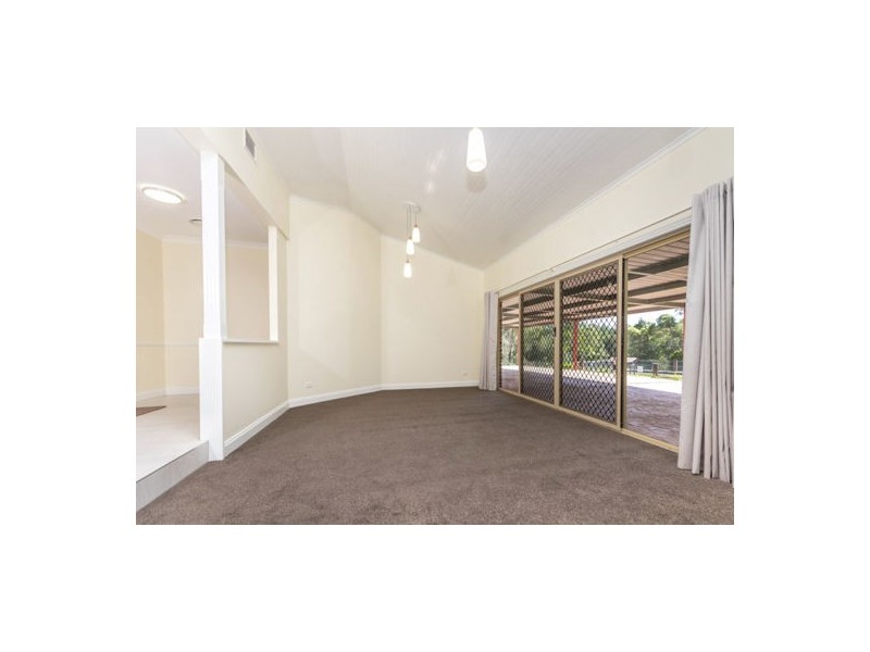 105 Morris Road, Elimbah QLD 4516