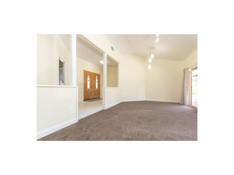 105 Morris Road, Elimbah QLD 4516