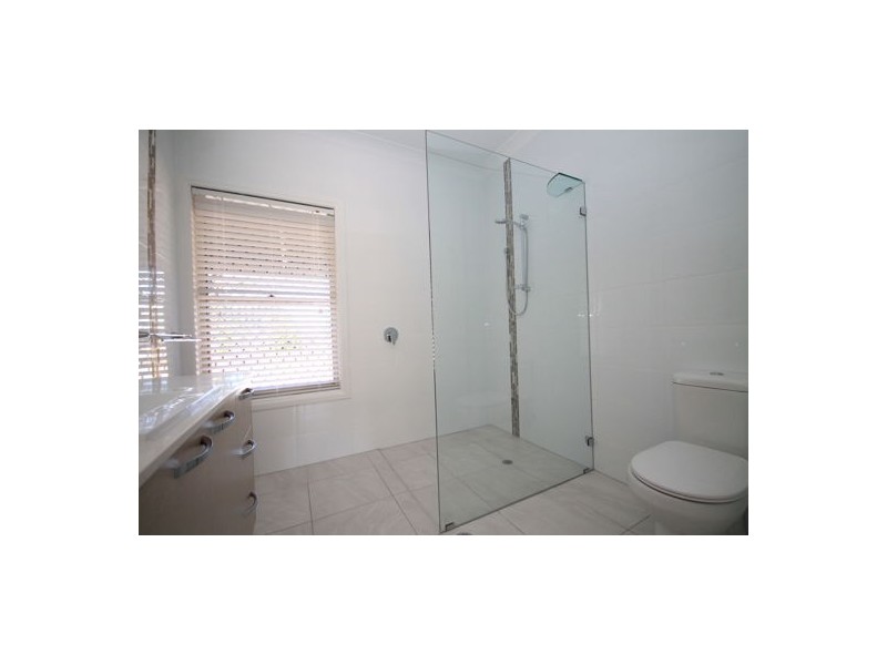 105 Morris Road, Elimbah QLD 4516