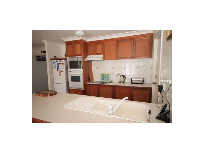 8 Arcadia Street, Upper Caboolture QLD 4510