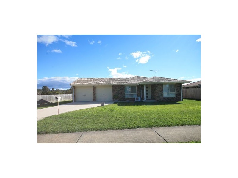 8 Arcadia Street, Upper Caboolture QLD 4510