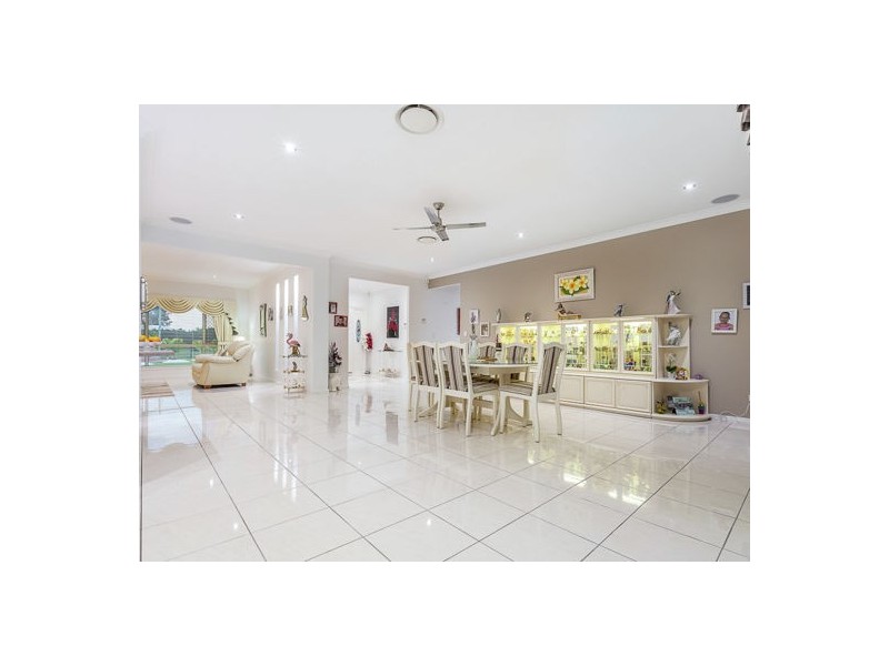 30 Eureka Ct, Wamuran QLD 4512