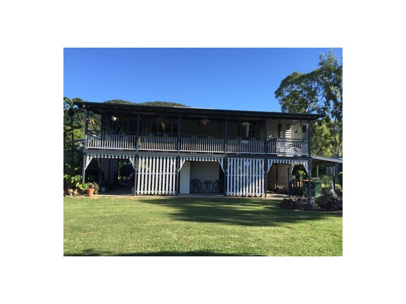 10 Lawson Street, Midge Point QLD 4799