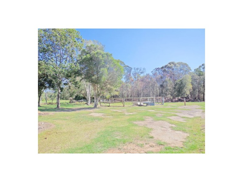 74 Alcock Road, Elimbah QLD 4516