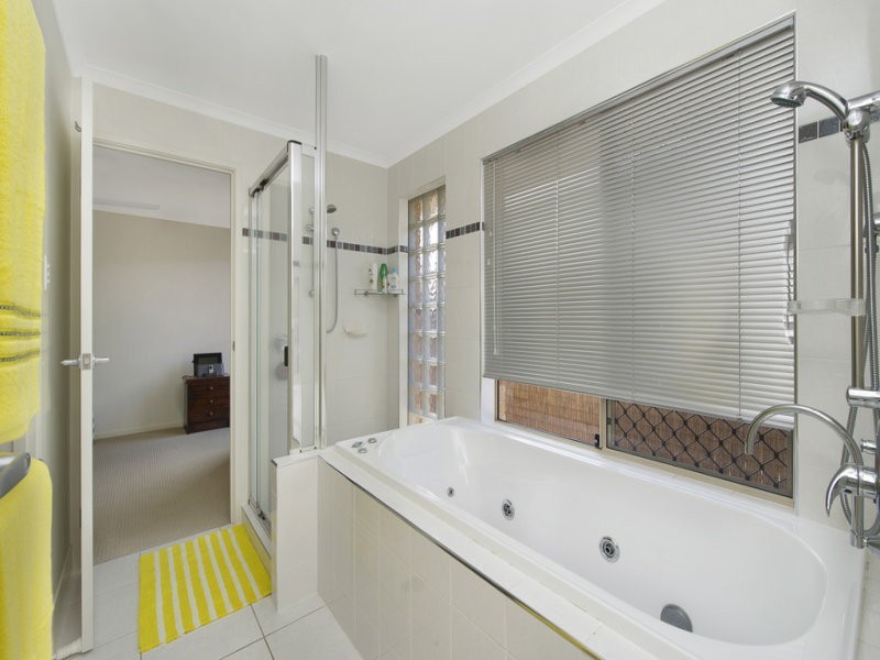 5 Crawford Street, Caboolture QLD 4510