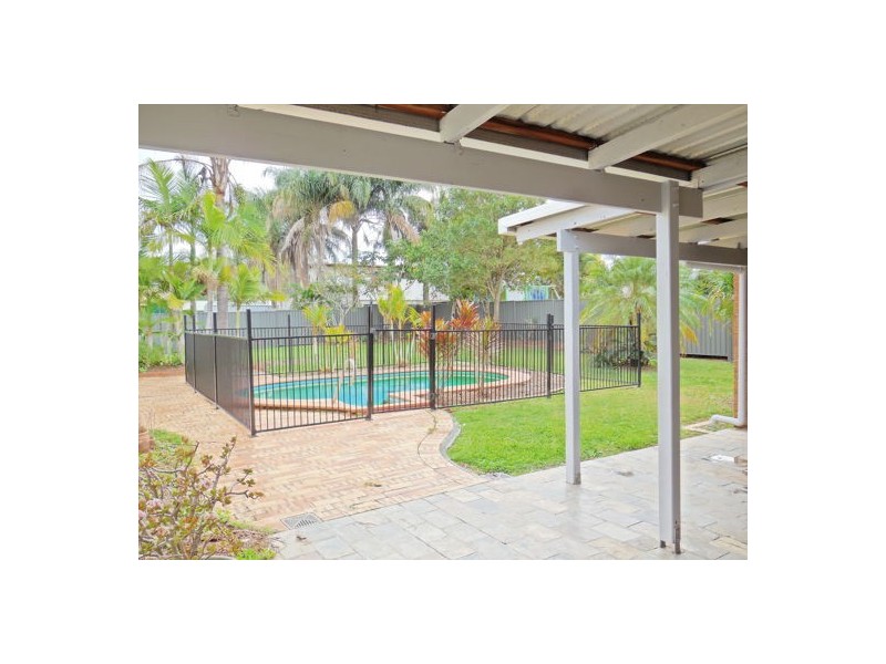 16 Macadamia Street, Caboolture South QLD 4510