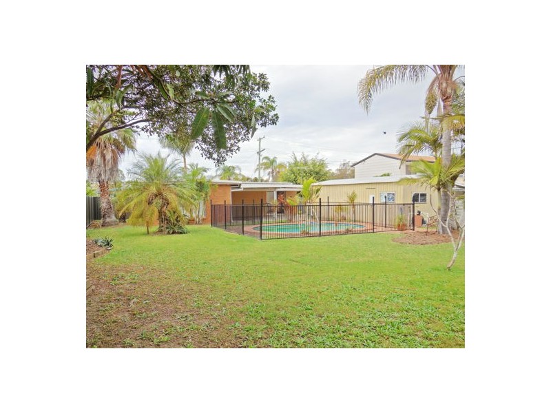 16 Macadamia Street, Caboolture South QLD 4510