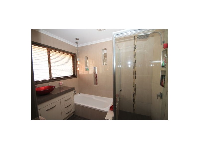 2 Blackwood Street, Morayfield QLD 4506