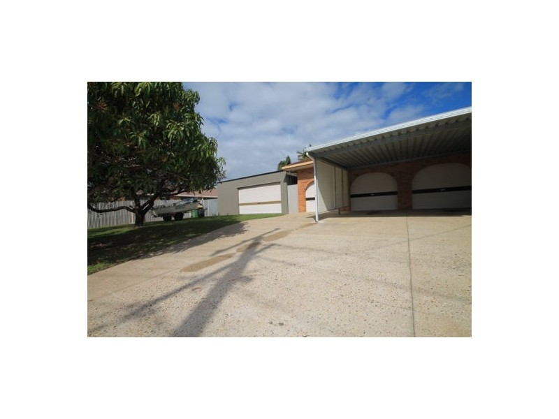 2 Blackwood Street, Morayfield QLD 4506