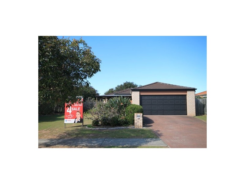 37 Maurice Avenue, Morayfield QLD 4506