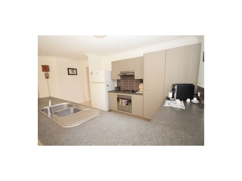 37 Maurice Avenue, Morayfield QLD 4506