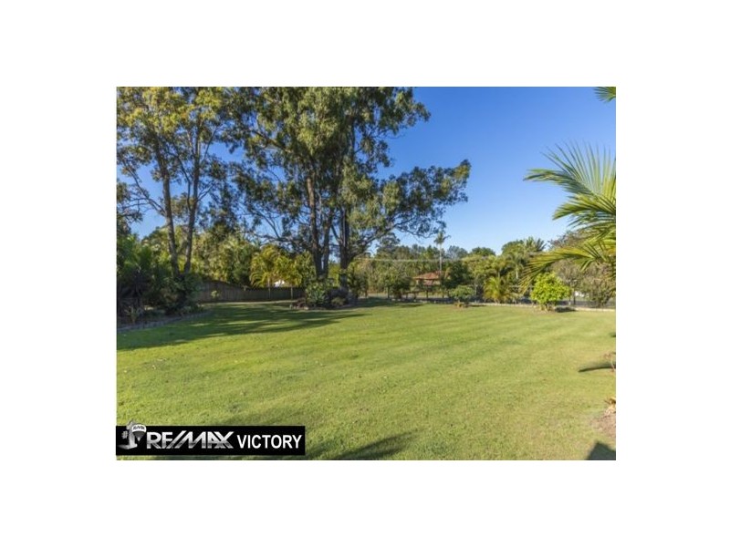 2-6 Triton Court, Ningi QLD 4511