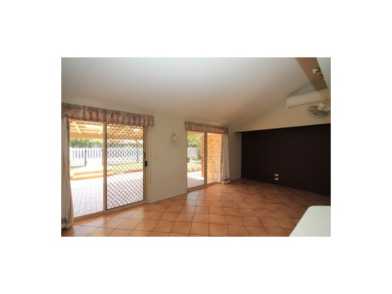 10 Blamey Court, Morayfield QLD 4506