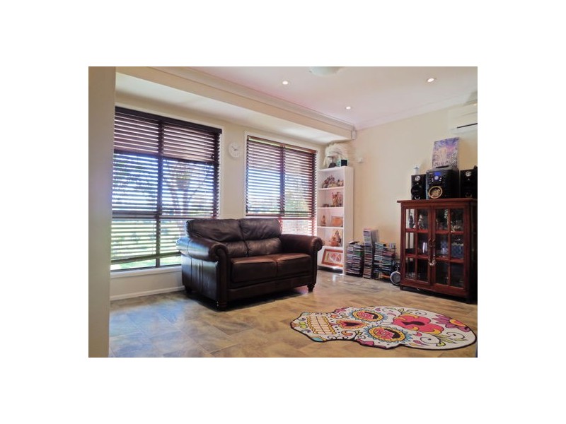 15 Mainsail Drive, Caboolture South QLD 4510