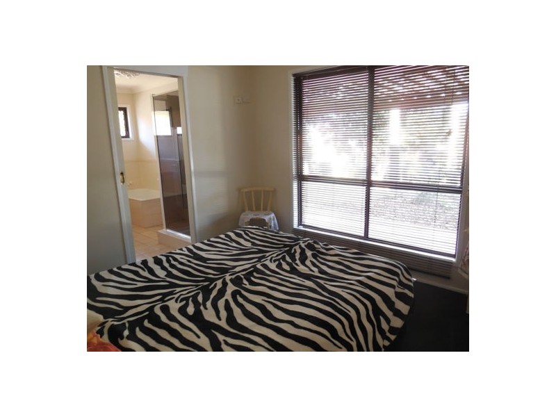 15 Mainsail Drive, Caboolture South QLD 4510