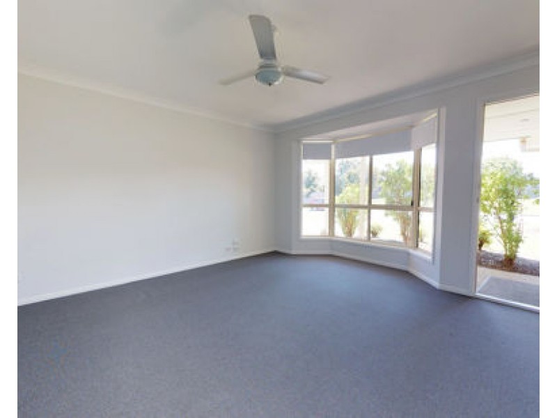 4 Silkwood Road, Morayfield QLD 4506