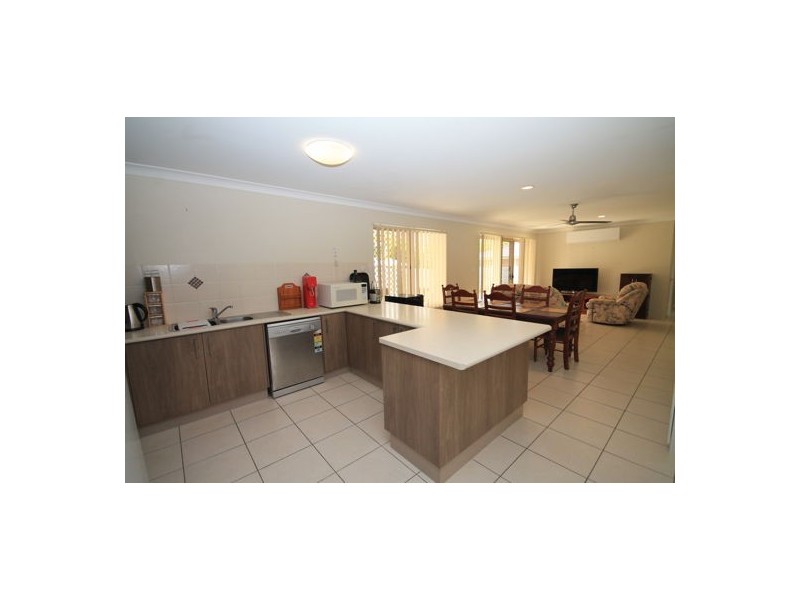 10 Brigalow Court, Morayfield QLD 4506