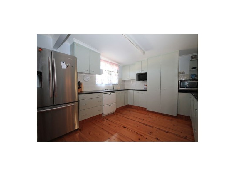 6 Sherwood Street, Morayfield QLD 4506