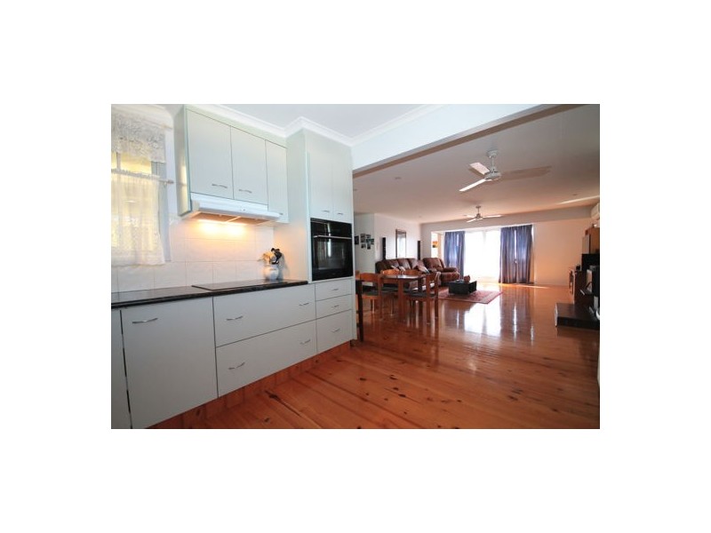 6 Sherwood Street, Morayfield QLD 4506