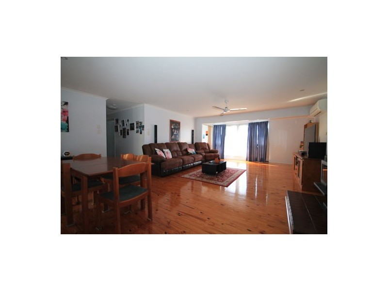 6 Sherwood Street, Morayfield QLD 4506