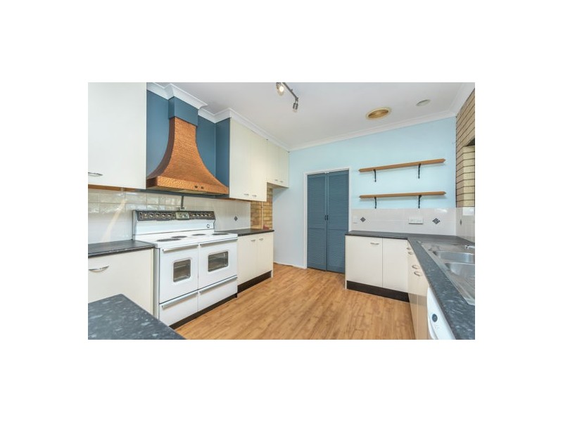 6-8 Bryant Street, Beachmere QLD 4510