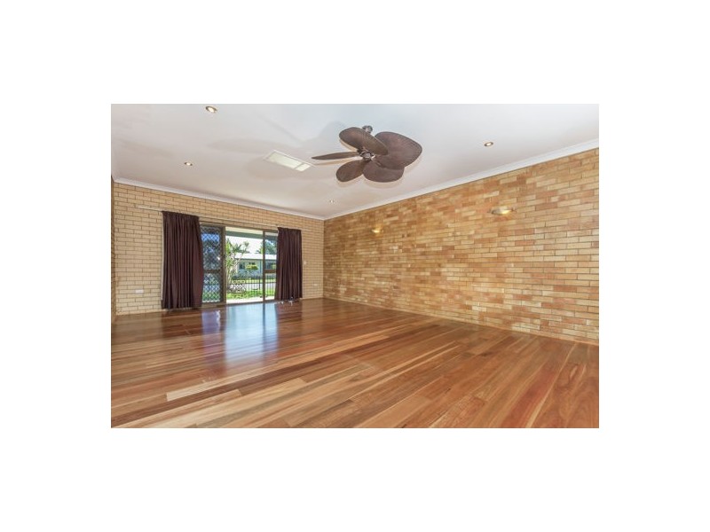 6-8 Bryant Street, Beachmere QLD 4510