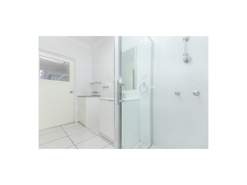 6-8 Bryant Street, Beachmere QLD 4510