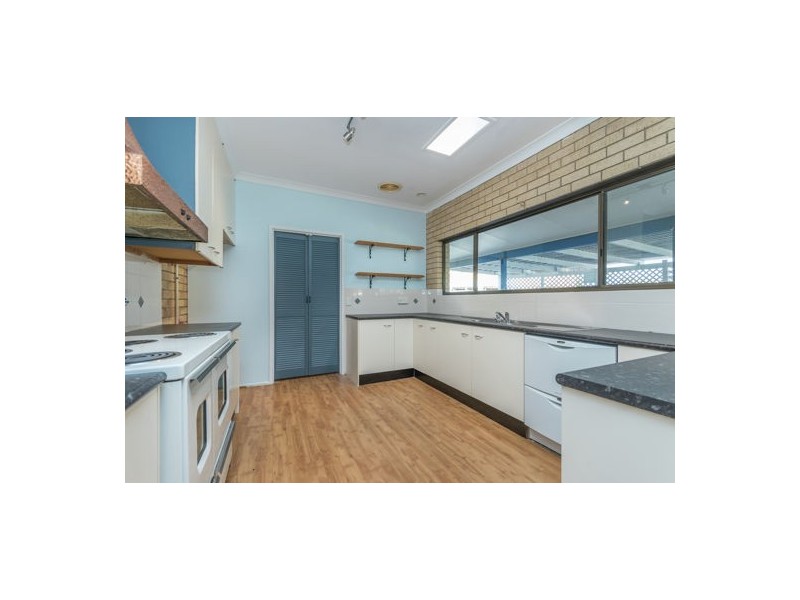 6-8 Bryant Street, Beachmere QLD 4510