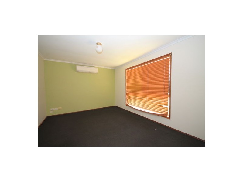 12 Hillgrove Court, Morayfield QLD 4506