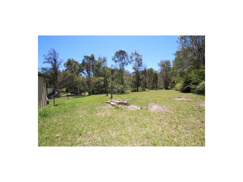 35 Kelmor Court, Elimbah QLD 4516