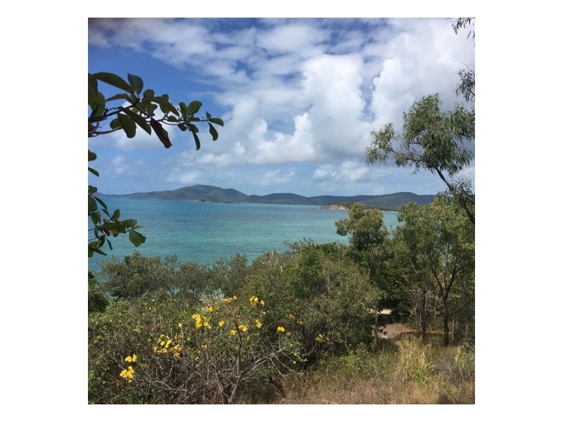 272 – 318 Hydeaway Bay Drive, Hideaway Bay QLD 4800