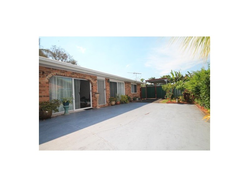 2/4 Lyndal Court, Morayfield QLD 4506