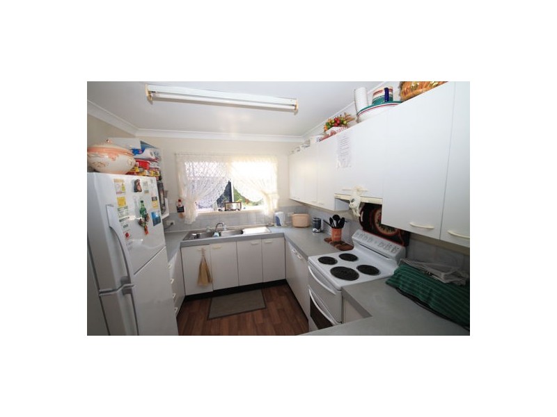 2/4 Lyndal Court, Morayfield QLD 4506