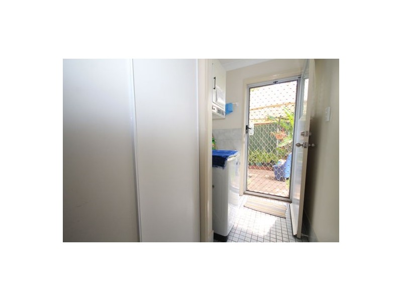 2/4 Lyndal Court, Morayfield QLD 4506