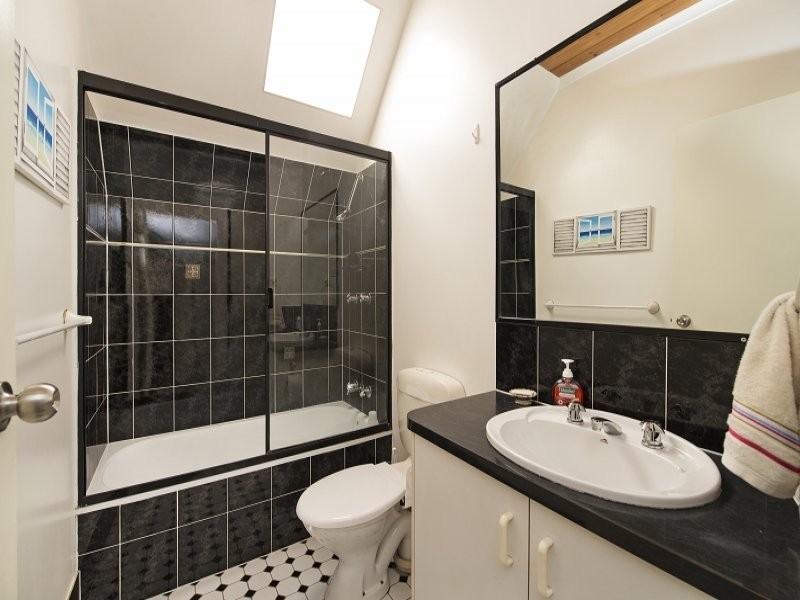 8-10 Chardonnay Court, Morayfield QLD 4506