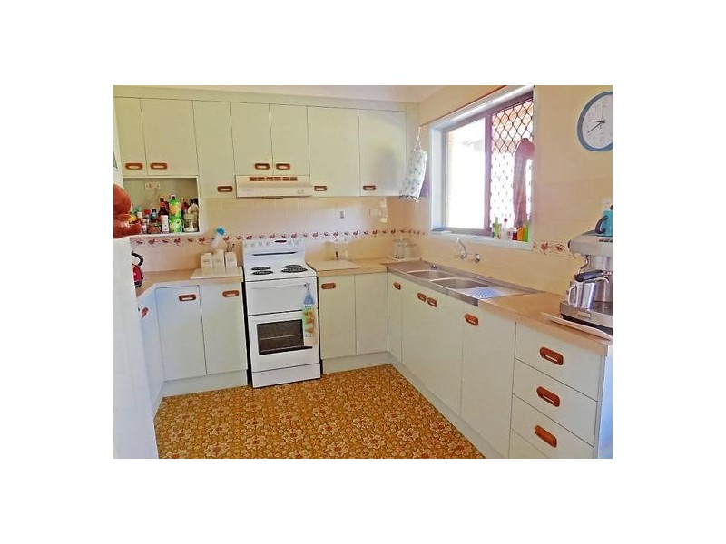 276 Forest Hills Dr, Morayfield QLD 4506