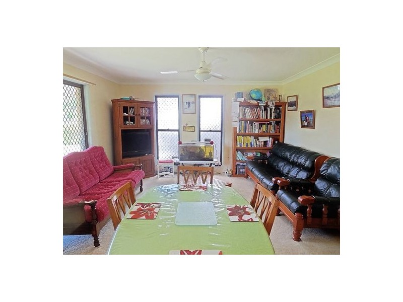 276 Forest Hills Dr, Morayfield QLD 4506