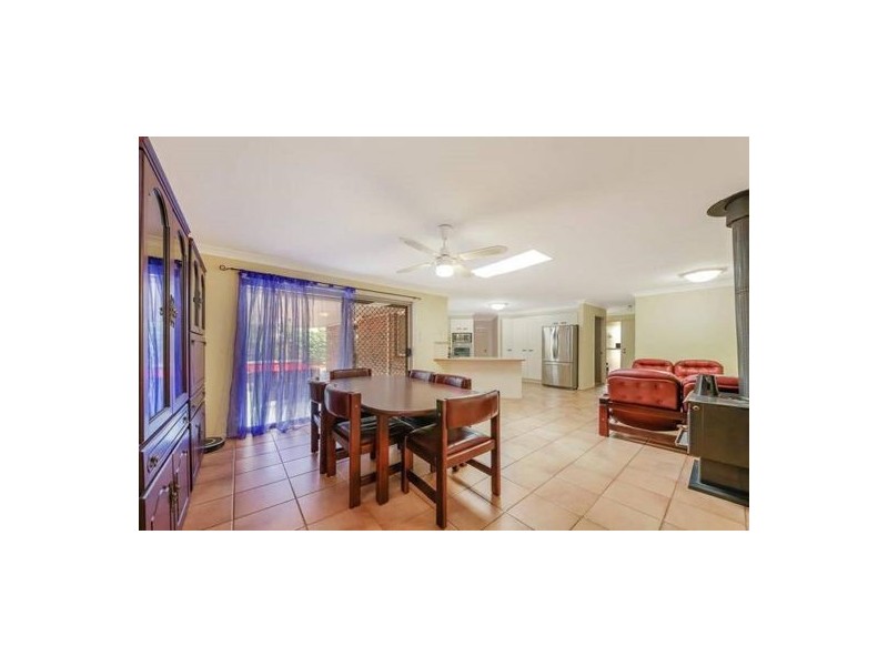 7 Riverside Cct, Bellmere QLD 4510