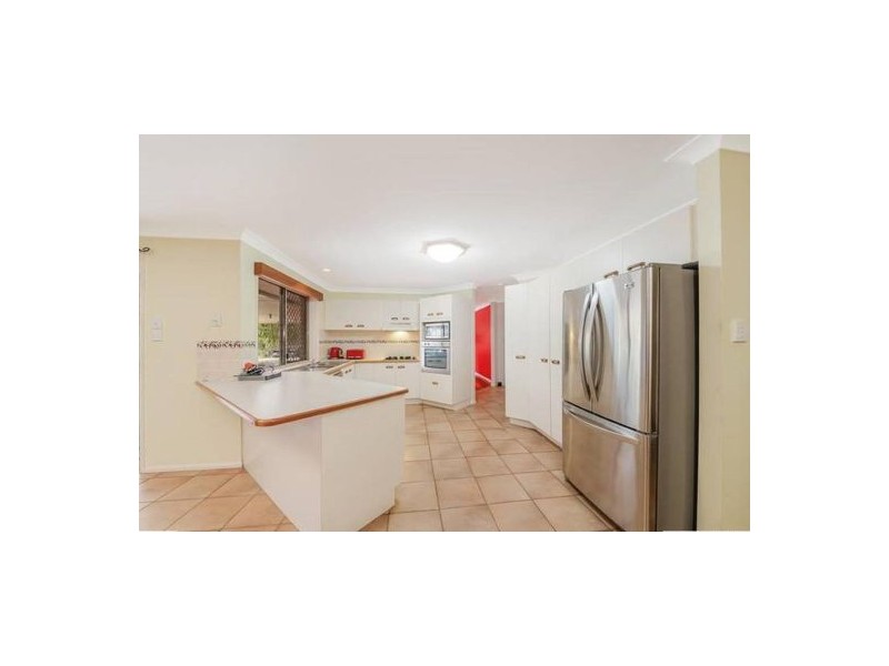 7 Riverside Cct, Bellmere QLD 4510