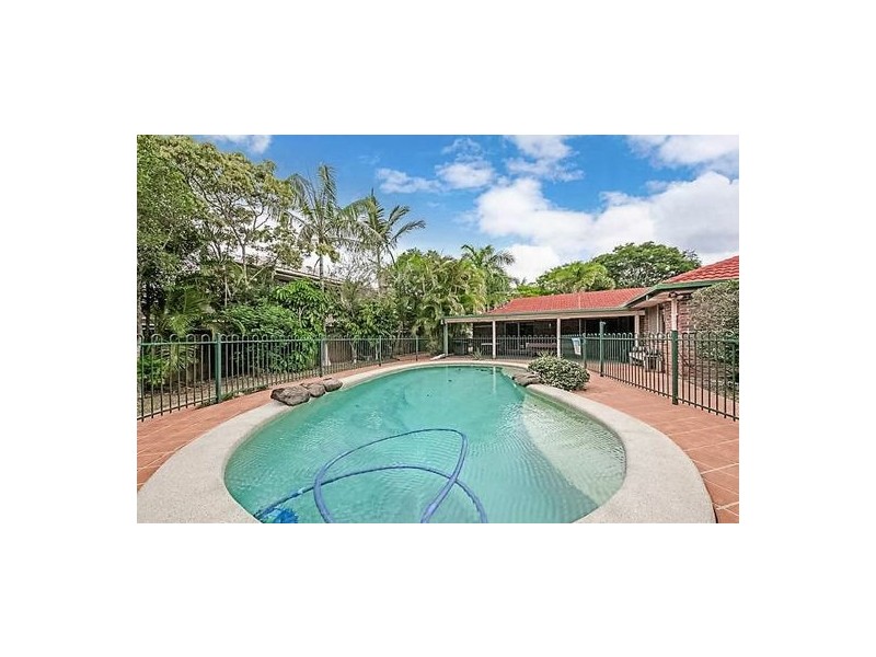 7 Riverside Cct, Bellmere QLD 4510