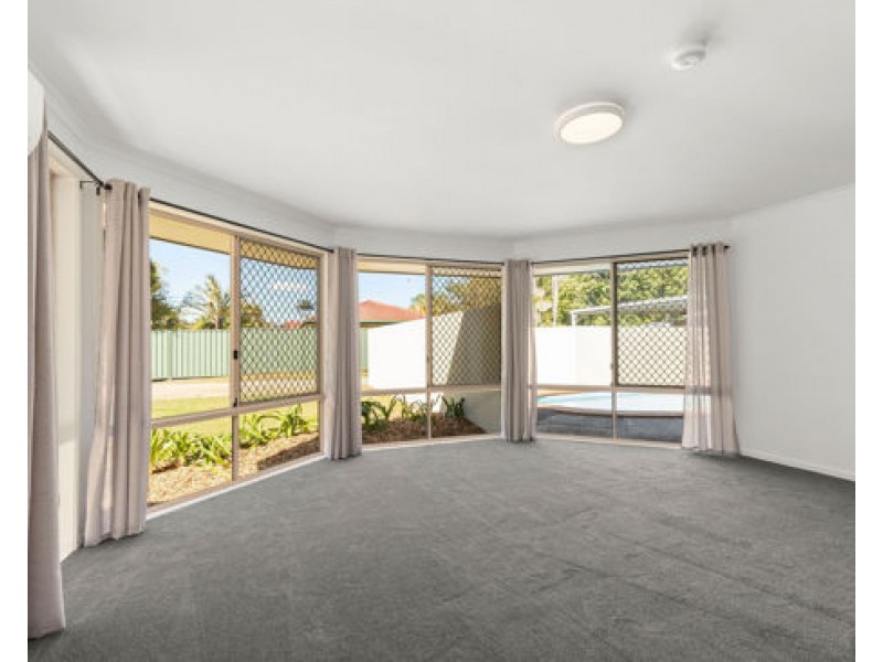 21-23 Bade Crescent, Elimbah QLD 4516
