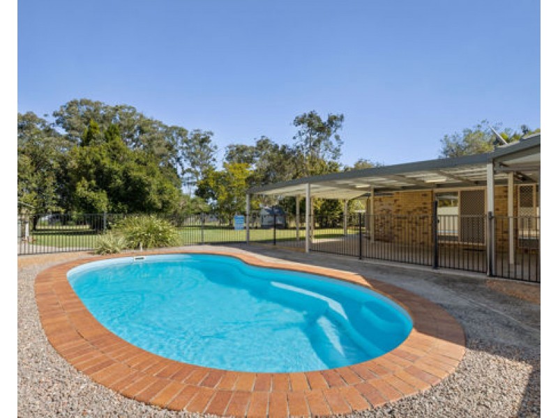 21-23 Bade Crescent, Elimbah QLD 4516