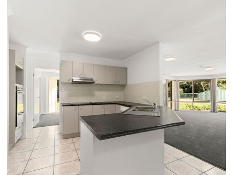 21-23 Bade Crescent, Elimbah QLD 4516